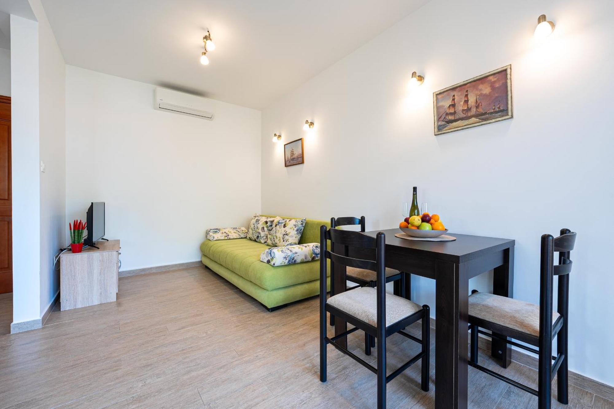 Hera Apartments Donji Stoliv Eksteriør bilde