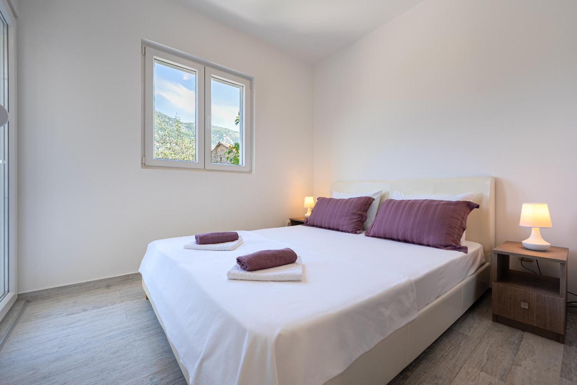Hera Apartments Donji Stoliv Eksteriør bilde